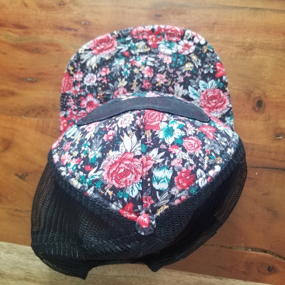 Vans hat - Picture 4 of 8